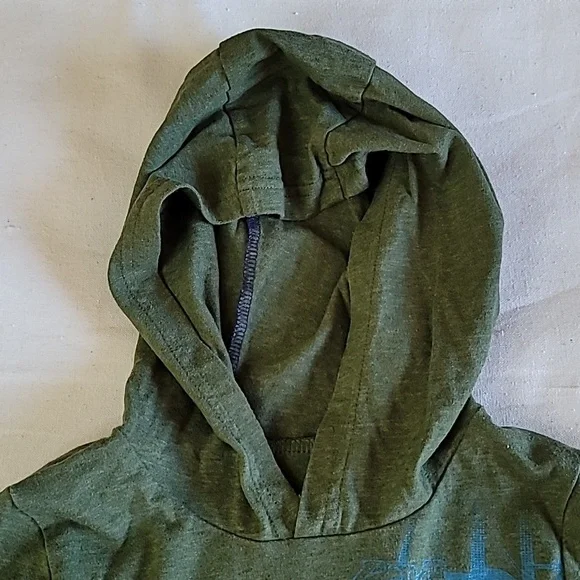 Carter's long sleeve graphic tee with hood - Picture 2 of 6